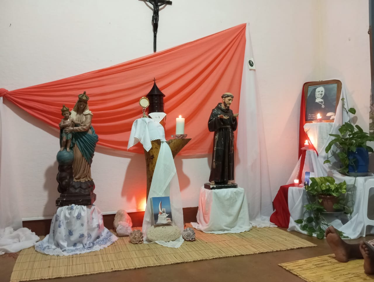 Comunidade Santa Tresinha do Menino Jesus - Carapira, Moçambique